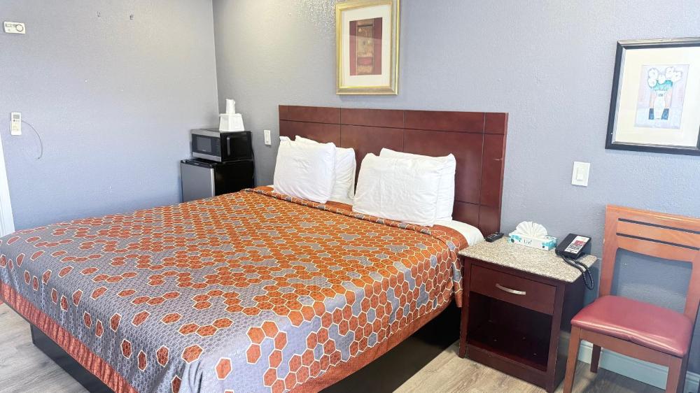 King Room - Disability Access interior